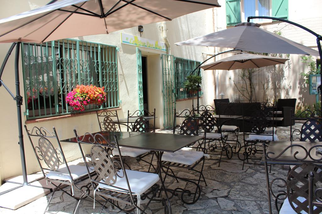 Hotel Le Clos Des Pins Six-Fours-les-Plages Exterior foto